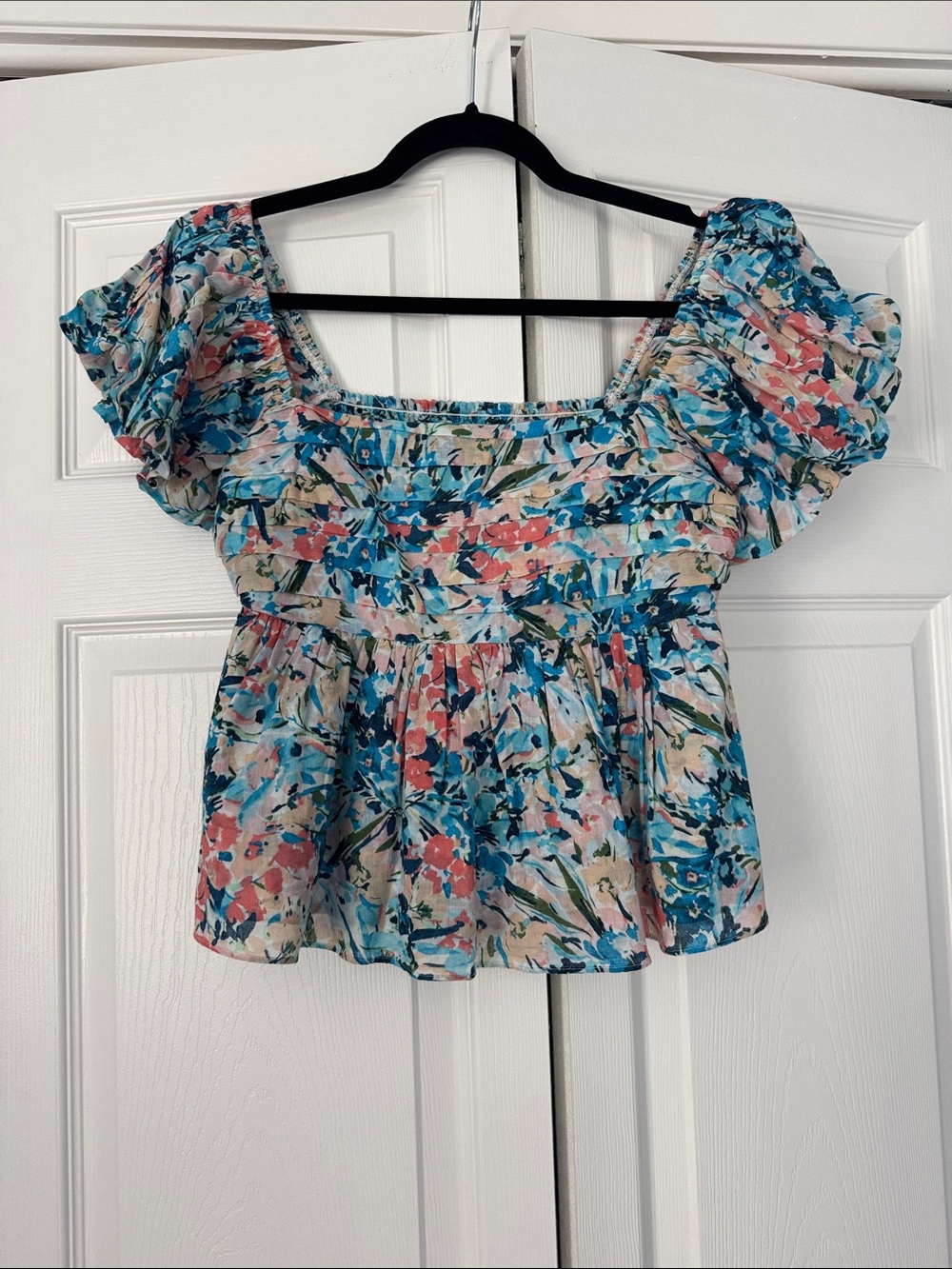 Abercrombie and Fitch Floral Puff-Sleeve Peplum Top - Blue/Pink